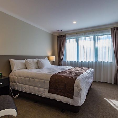 The York Apartments Hamilton Bagian luar foto