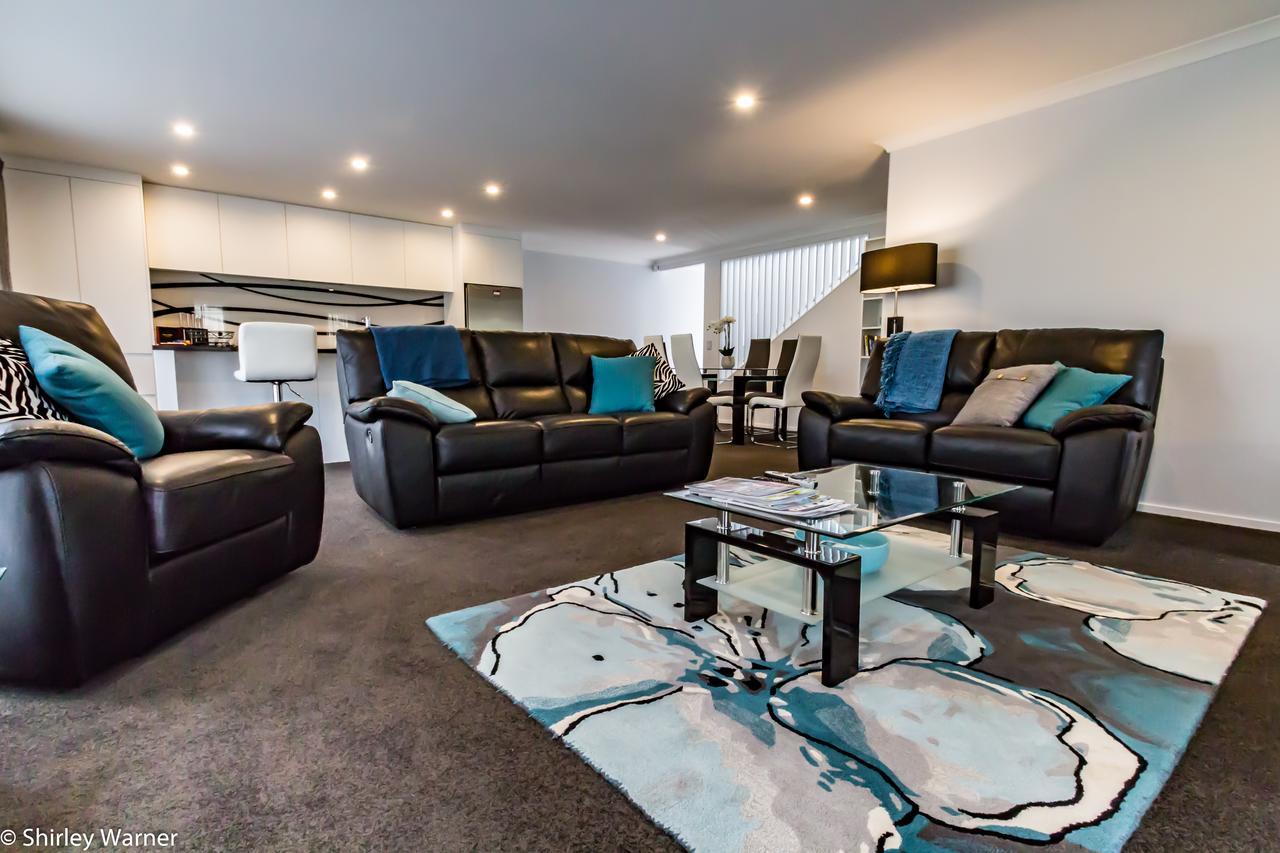 The York Apartments Hamilton Bagian luar foto